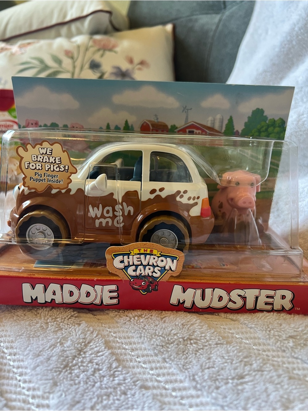 Chevron Car Maddie Mudster with pig 2004